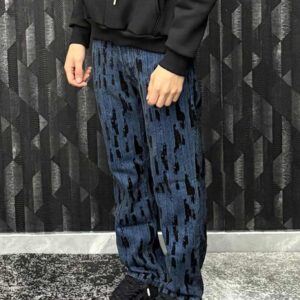 Jeans regular con fantasia